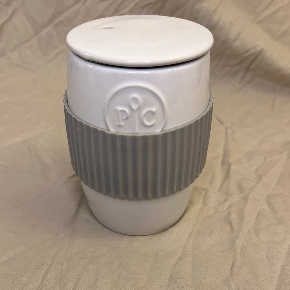 Pampered Chef Ceramic Microwave Egg Cooker